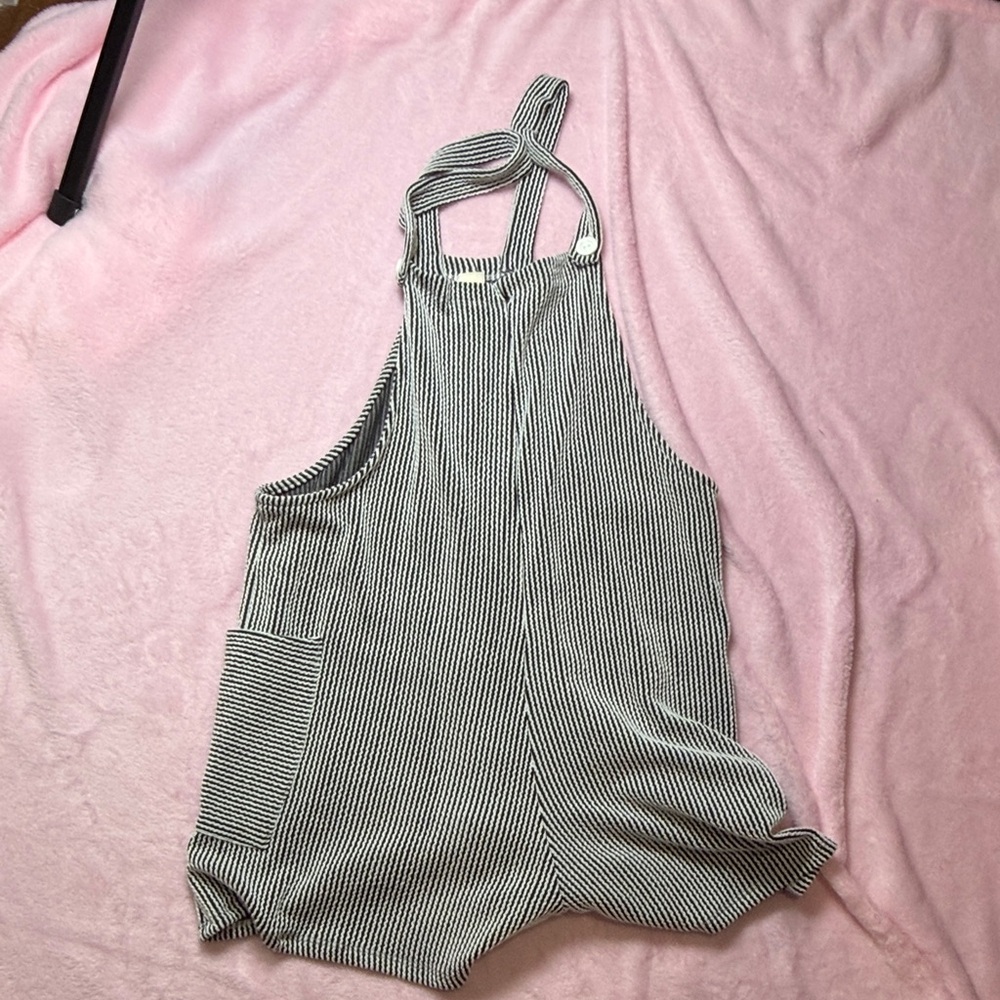 7th Ray Monochrome Striped Romper